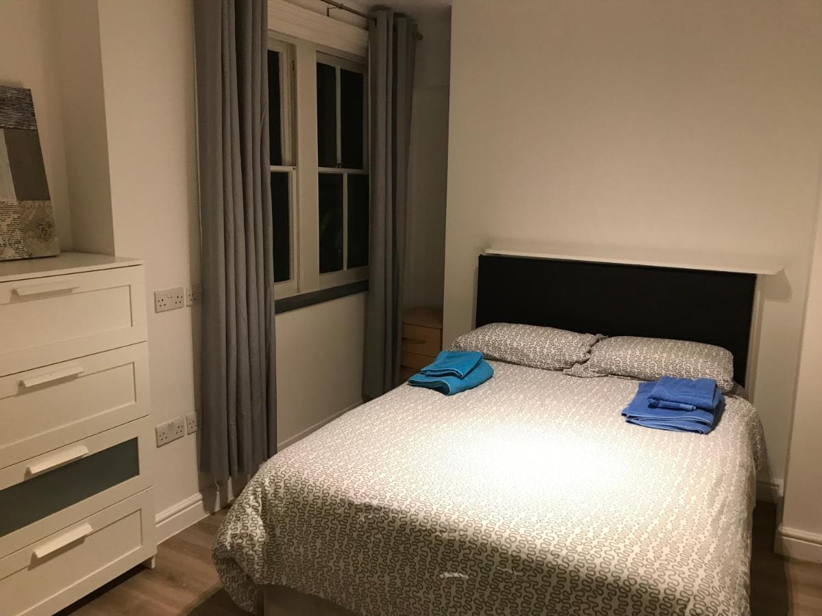 West Kensington 3 Bedroom Apartment Londra Dış mekan fotoğraf